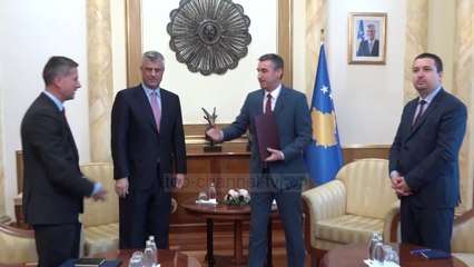 Télécharger la video: Veseli, me platformë uniteti politik në Kosovë - Top Channel Albania - News - Lajme