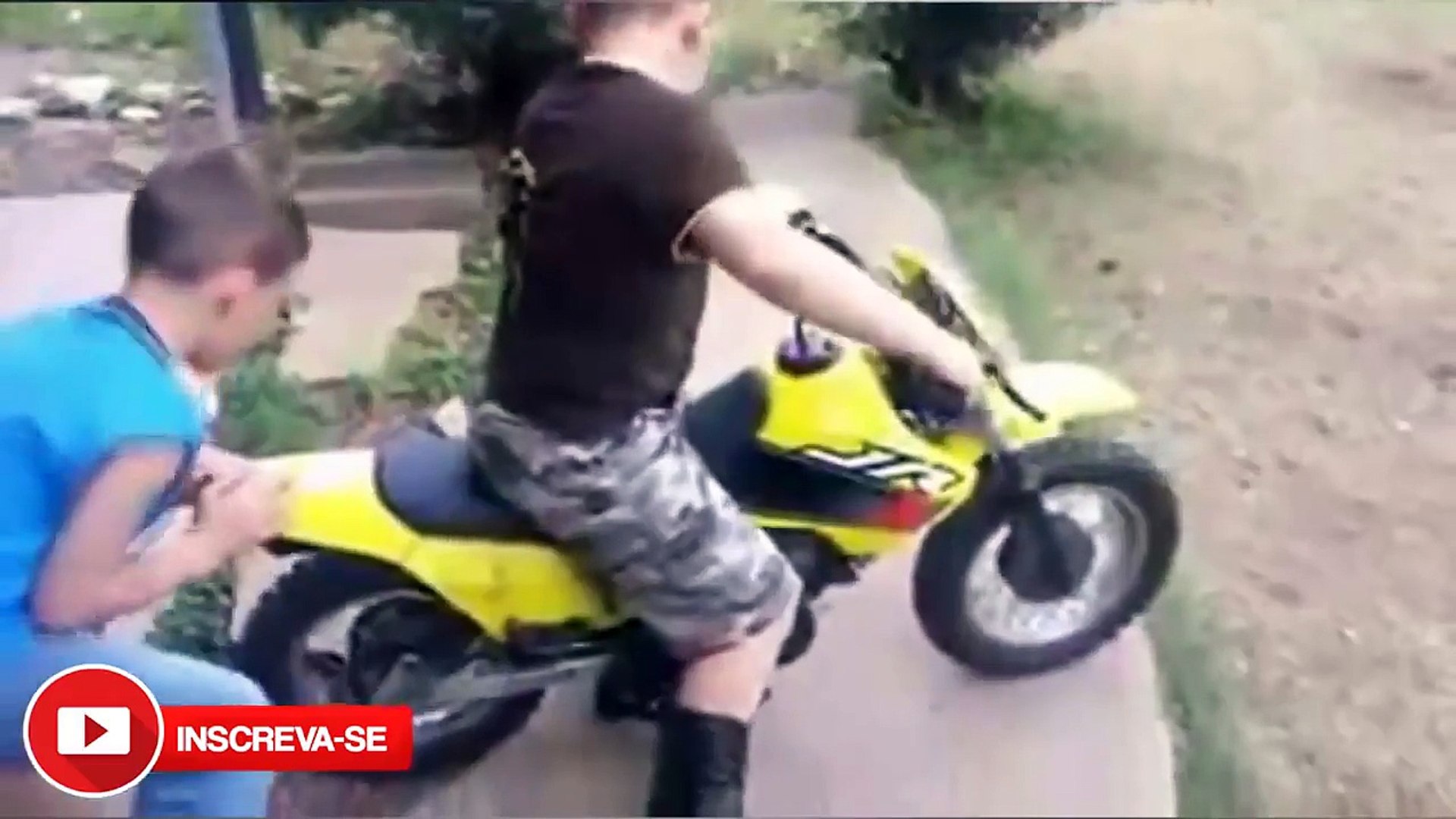 Tombos é vídeo Cacetadas de motos engraçados - YouTube - Vídeo Dailymotion