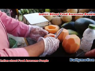 Descargar video: Amazing Fruits Muskmelon - Indian Street Foods 2018