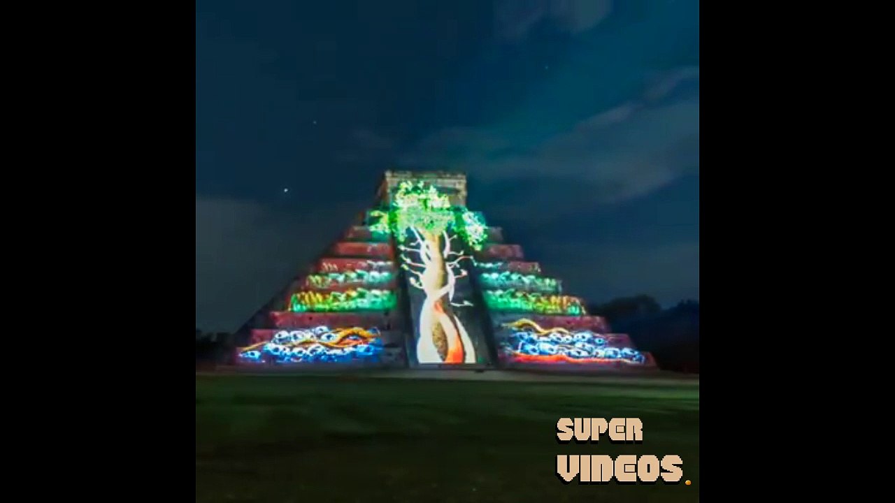 pirámide iluminada belleza de mexico