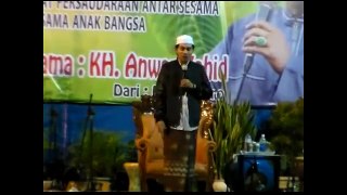 Kisah Ikan Tongkol Jokowi Versi KH. Anwar Zahid