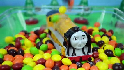 SKITTLES Worlds STRONGEST Engine 209: THOMAS AND FRIENDS TRACKMASTER