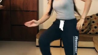hot and sexy  dance of punjabi girl must watch