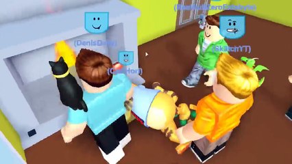 MULTIPLAYER HOLE IN THE WALL!? New Roblox Hole in the Wall!