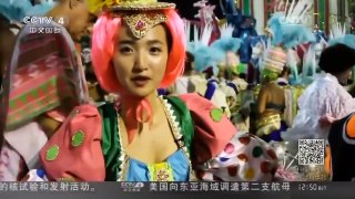 [中国新闻]里约狂欢节：记者体验盛大花车游行