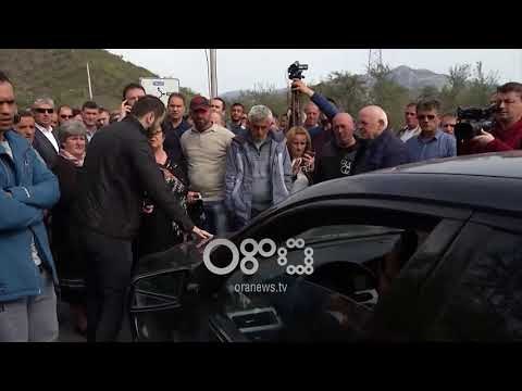 Ora News - Protesta e opozitës, procedohen mbi 50 persona përfshirë Bashën e Kryemadhin