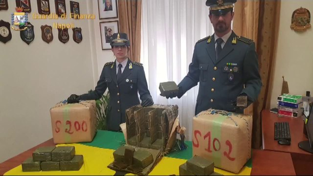 Ora News - Itali, sekuestrohen 8 ton hashash me vlerë 80 mln euro