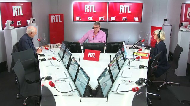Domenach : Plus on parle de remaniement ministériel, moins il pointe le bout de son nez