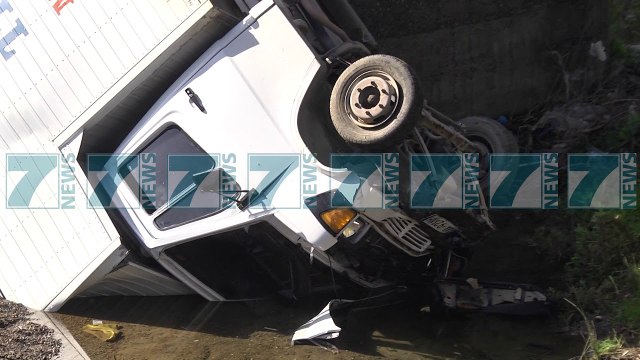 TRENI I LINJES TIRANE SHKODER PERPLAS KAMIONCINEN PRANE MILOTIT - News, Lajme - Kanali 7