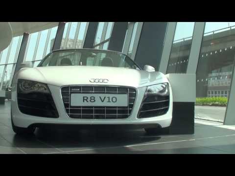 Audi R8 V10 Spyder Walkaround at Audi West London