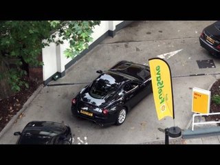 Ferrari 599 GTB REVVING with Mercedes S63 in London