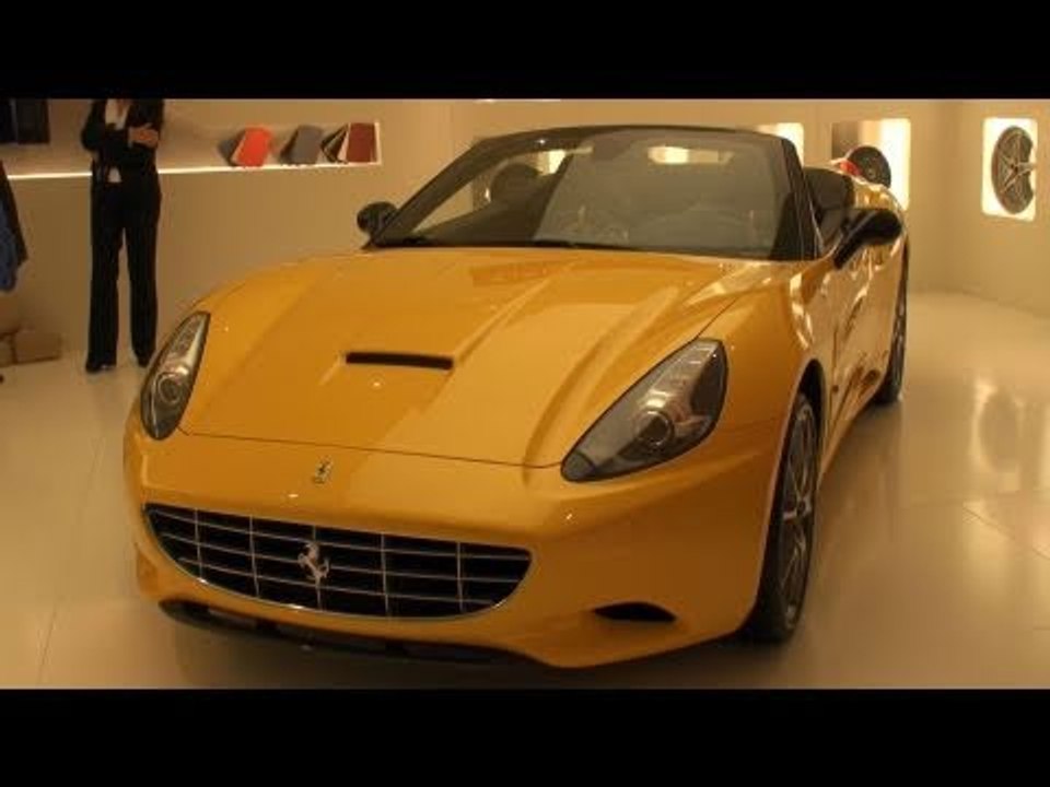 Ferrari California HELE (Three Layer Yellow - Giallo) - Paris Mondial de l'Automobile 2010