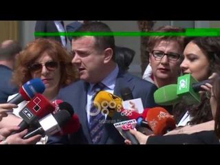 Ora News - Vijon përplasja/ Balla: Berisha koordinator i dhunës, Saliu: Rama shkoi atje ku e meriton