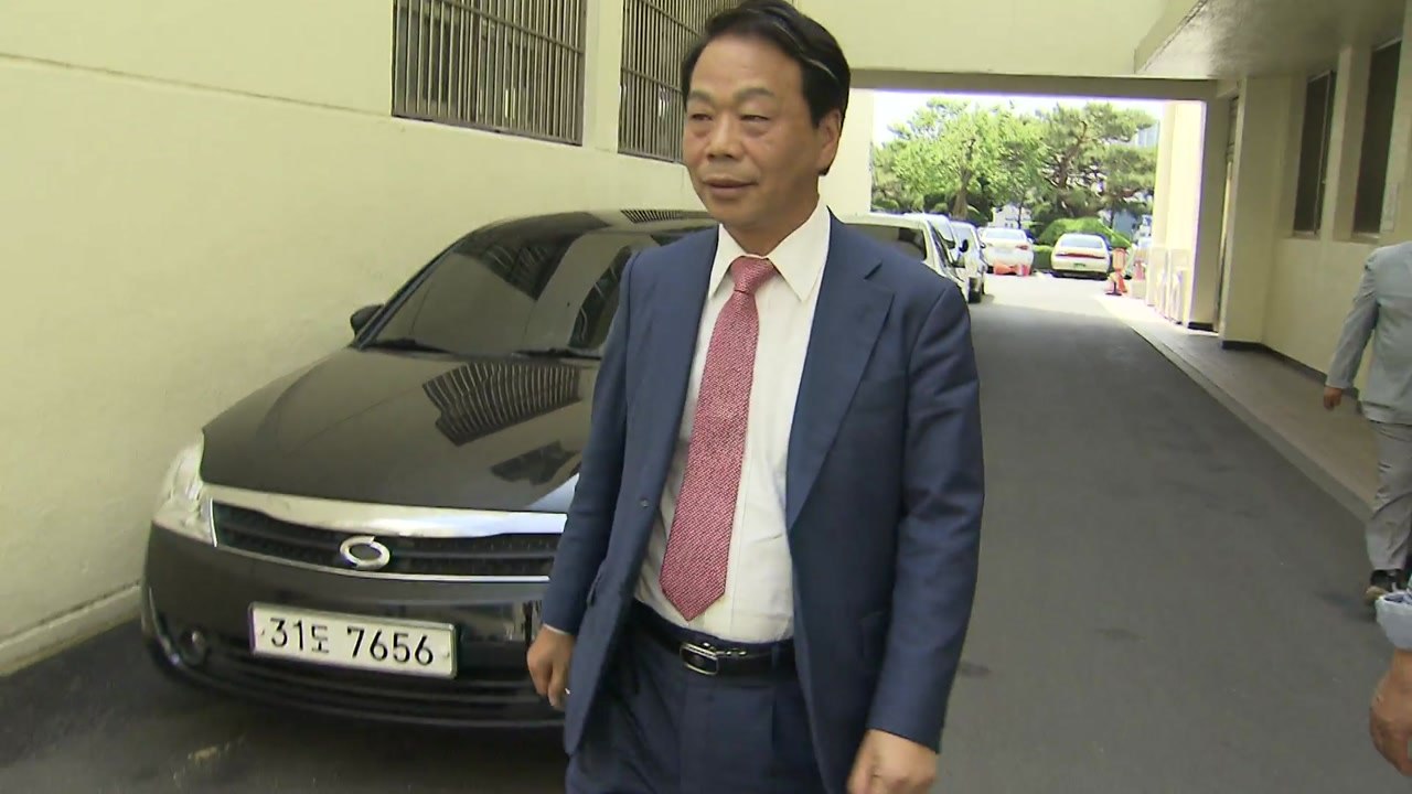 정치자금법 위반 이완영 의원 유죄...의원직 상실 위기 / YTN