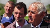 Basha me fermerët e Elbasanit - Top Channel Albania - News - Lajme