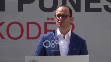 Ora News - Ministrat Bushati dhe Ahmetaj i përgjigjen PD-së: Shkodra do punë, jo protesta