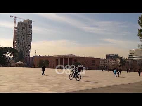 Ora News - Nisin sot aplikimet për kreditë e buta në Tiranë