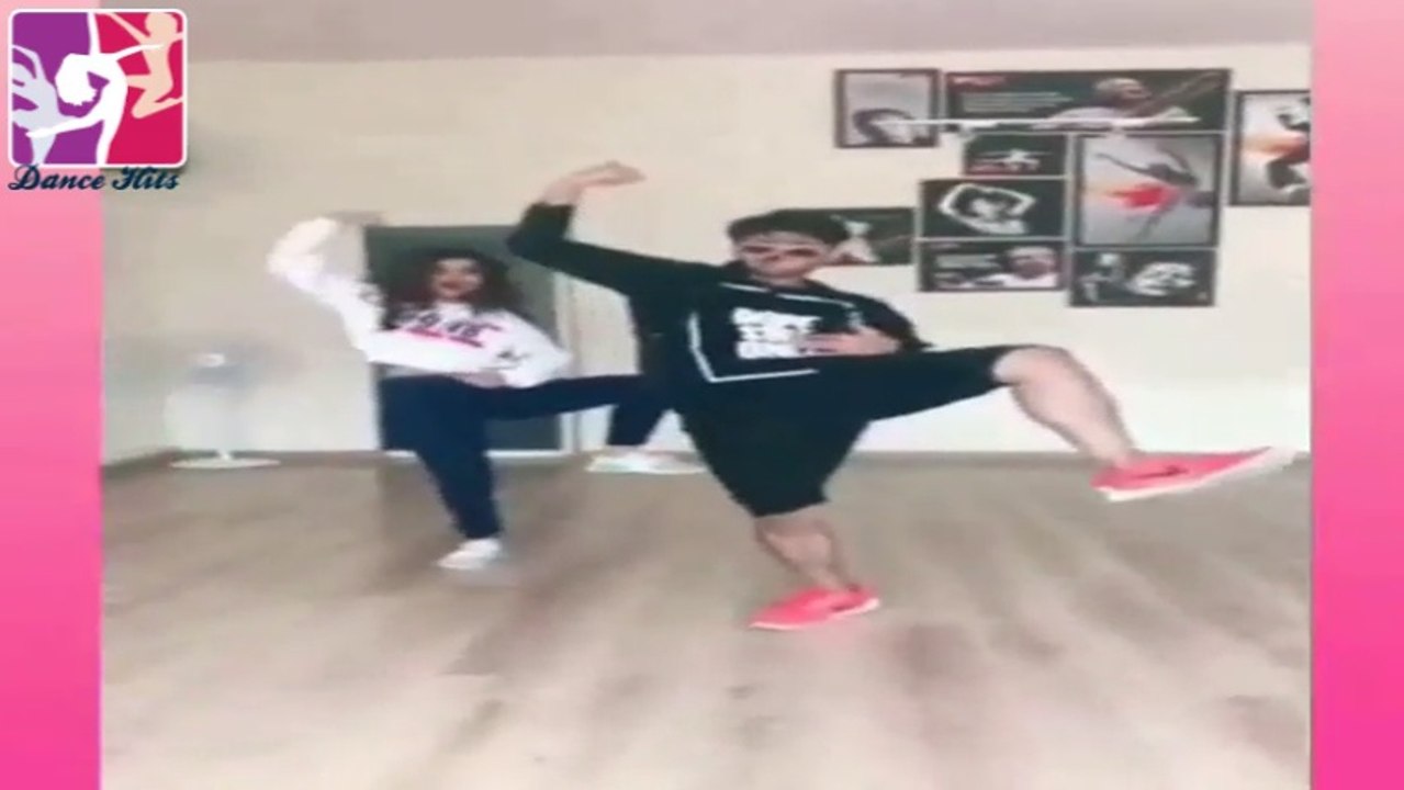स्कूबी डू पा पा डांस वीडियो - मंजूल खट्टर, विस्तास्ट भट्ट !