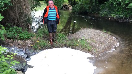 Des milliers de litres de crème fraîche dans la rivière la Valière