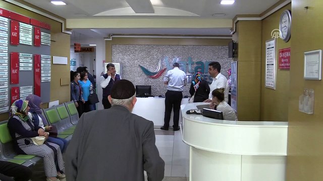 Kazada ölen hamile kadının bebeğinin sezaryenle alınması - KAHRAMANMARAŞ