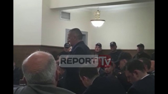 Report TV - Protestuesi i hetuar për dhunën në Rrugën e Kombit: Nuk kam nevojë të largohem