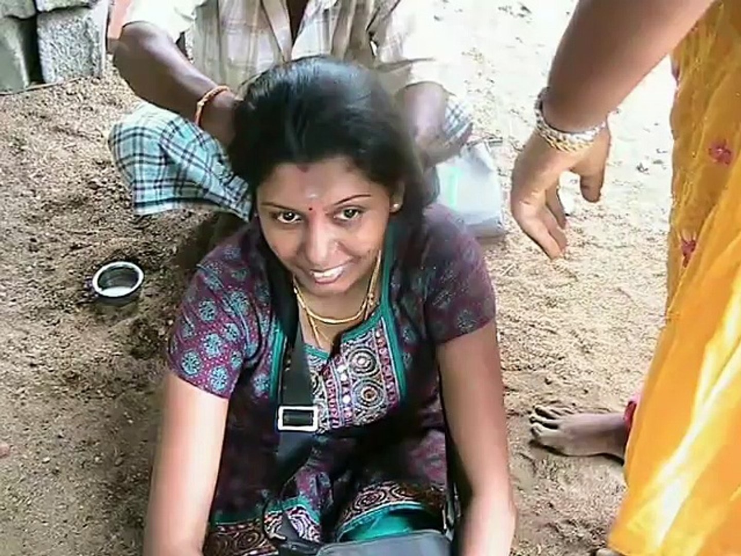 South indian Lady hair cut from long to short HD - video Dailymotion