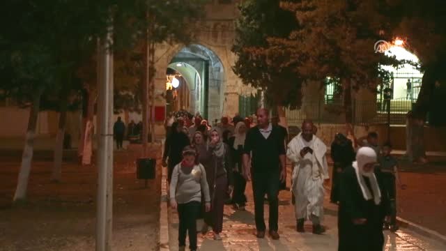 Mescid-i Aksa'da İlk Teravih Kılındı