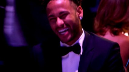 Скачать видео: Neymar, Cavani and Mbappe among PSG stars to appear at charity gala