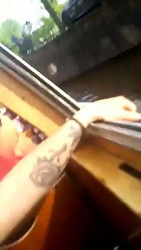 Un gros fail d'un homme qui voulait rattraper une canette tombée dans un canal !