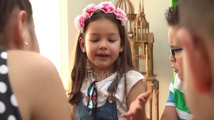 Ne kurthin e Piter Pan - Surpriza e ditelindjes së Aviles! (23 prill 2018)