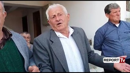 Report TV - Fier, polici vrau veten, babai: Shkak Vettingu