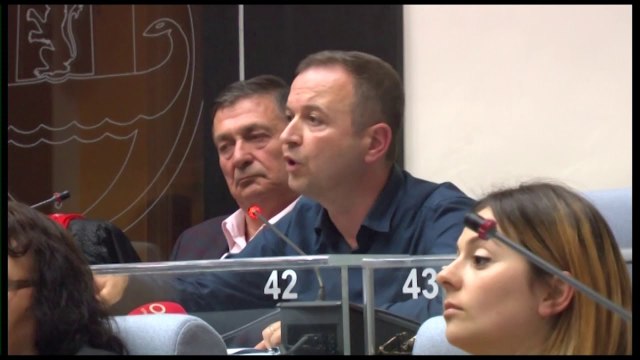 PS DHE LSI BASHKOJNE VOTAT NE KESHILLIN BASHKIAK TE DURRESIT KUNDER UNIFIKIMIT TE TAKSES SE PASURISE