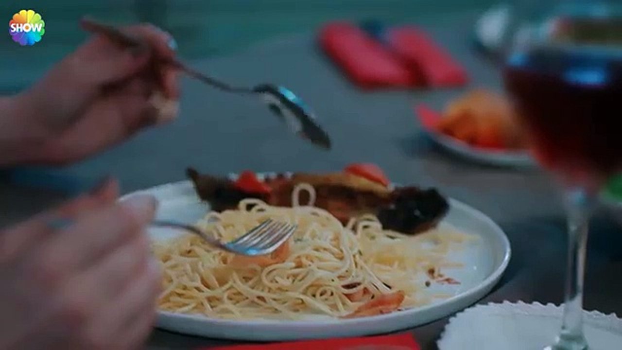 Zehirli sofradan kim zehirlendi? - Tehlikeli Karım 6. Bölüm