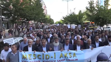 ABD'nin Tel Aviv Büyükelçiliğini Kudüs'e Taşımasına Tepki