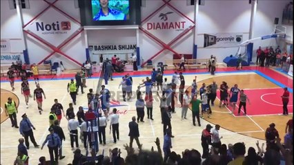 Report TV - Volejboll meshkuj, Erzeni shpallet kampion pas 19 vitesh