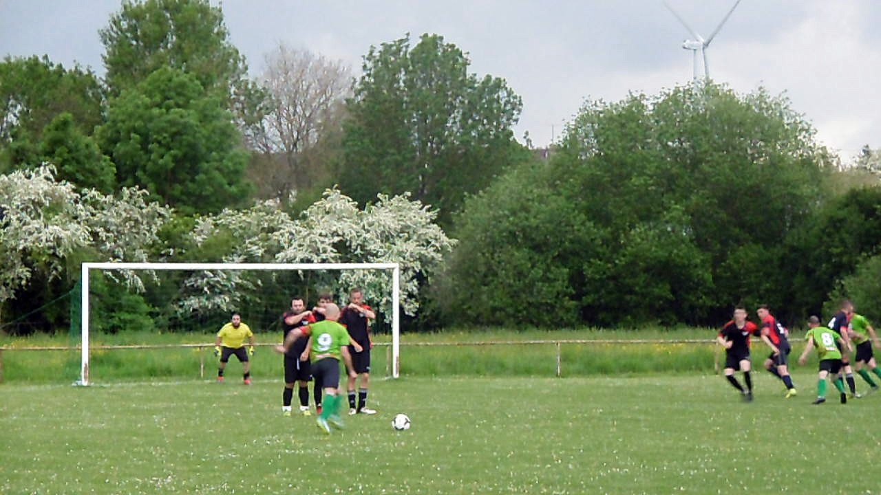 13.05.18 Paillart B 4-2 St Paul  Coup franc de Bruno