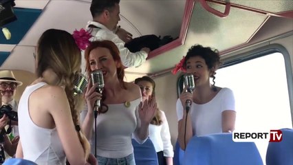 Report TV - "Andra n'tren" në trenin e linjës Tiranë-Shkodër