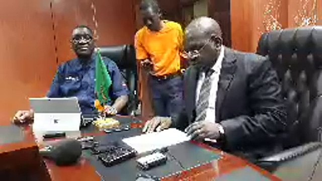 MINISTER OF HEALTH, MCC. HON. DR. CHITALU CHILUFYA ADDRESSES THE MEDIA AT NDEKE HOUSE, LUSAKAWe are streaming live from the Ministry of Health Headquarters he