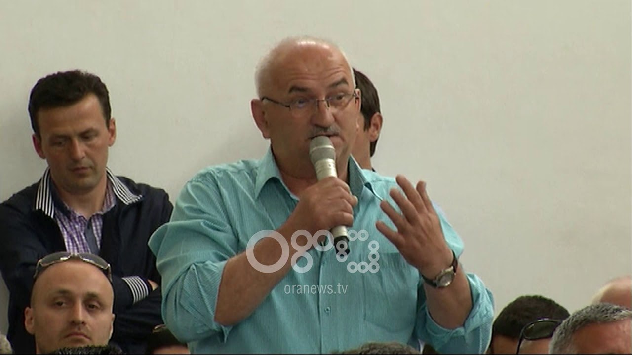 Ora News - Kryetari i fshatit falenderon Xhafaj: Kishim mbetur ferrave për kanabisin