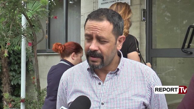 Report TV - E ardhmje e Teatrit Kombëtar, artistët priten nga kryetari i Këshillit Bashkiak