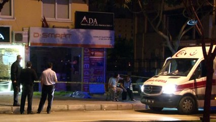 Lise öğrencisi oturdukları apartmanın damından atlayarak intihar etti