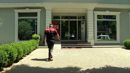 Ora News - Vettingu në polici, deri në mesditë dorëzuan formularët 11.700 efektivë