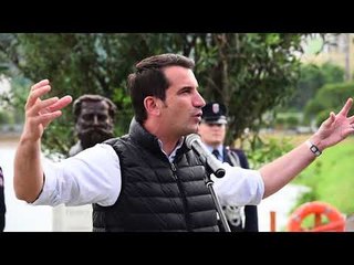 Ora News - Rehabilitohet moli i Parkun të Liqenit, shikoni si është transformuar