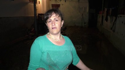 Del përroi në Selenicë, përmbyten 8 shtëpi - Top Channel Albania - News   - Lajme