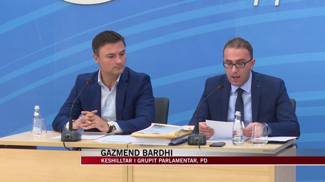 PD: Xhafaj mbron vëllain trafikant - News, Lajme - Vizion Plus