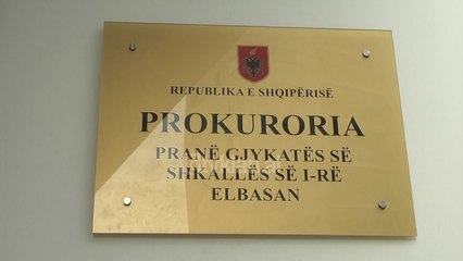 Arrestohen per korrupsion 3 pedagoge dhe3 pedagoge