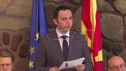 Столтенберг: Македонија во НАТО кога ќе се реши спорот за името