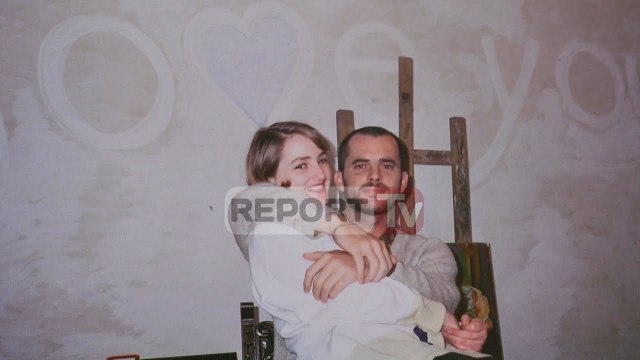 Report TV - Tirana e ’92-it dhe fotot e rralla me pedagogun Edi Rama