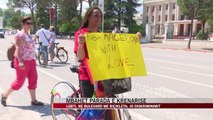LGBTI në bulevard me biçikleta: Jo diskriminimit - News, Lajme - Vizion Plus
