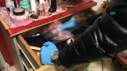 İstanbul’da “Arap kulüplerinin torbacısı” kıskıvrak yakalandı